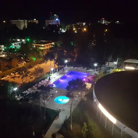 Отель Scoica Жупитер